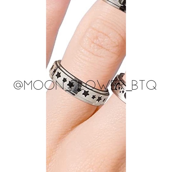 Black Star Anxiety Fidget Spinner Ring - Picture 4 of 8